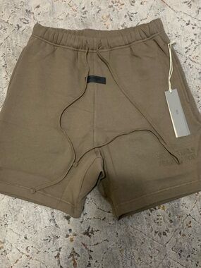Essentials Fear Of God Shorts - Olive